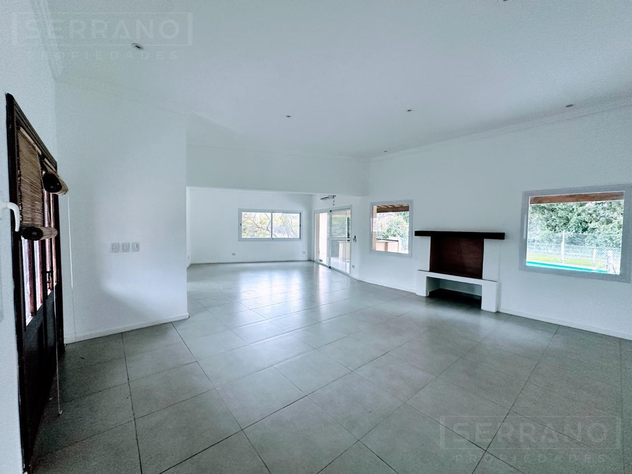 Casa en Alquiler en una planta de 3 dormitorios en Estancias Del Pilar