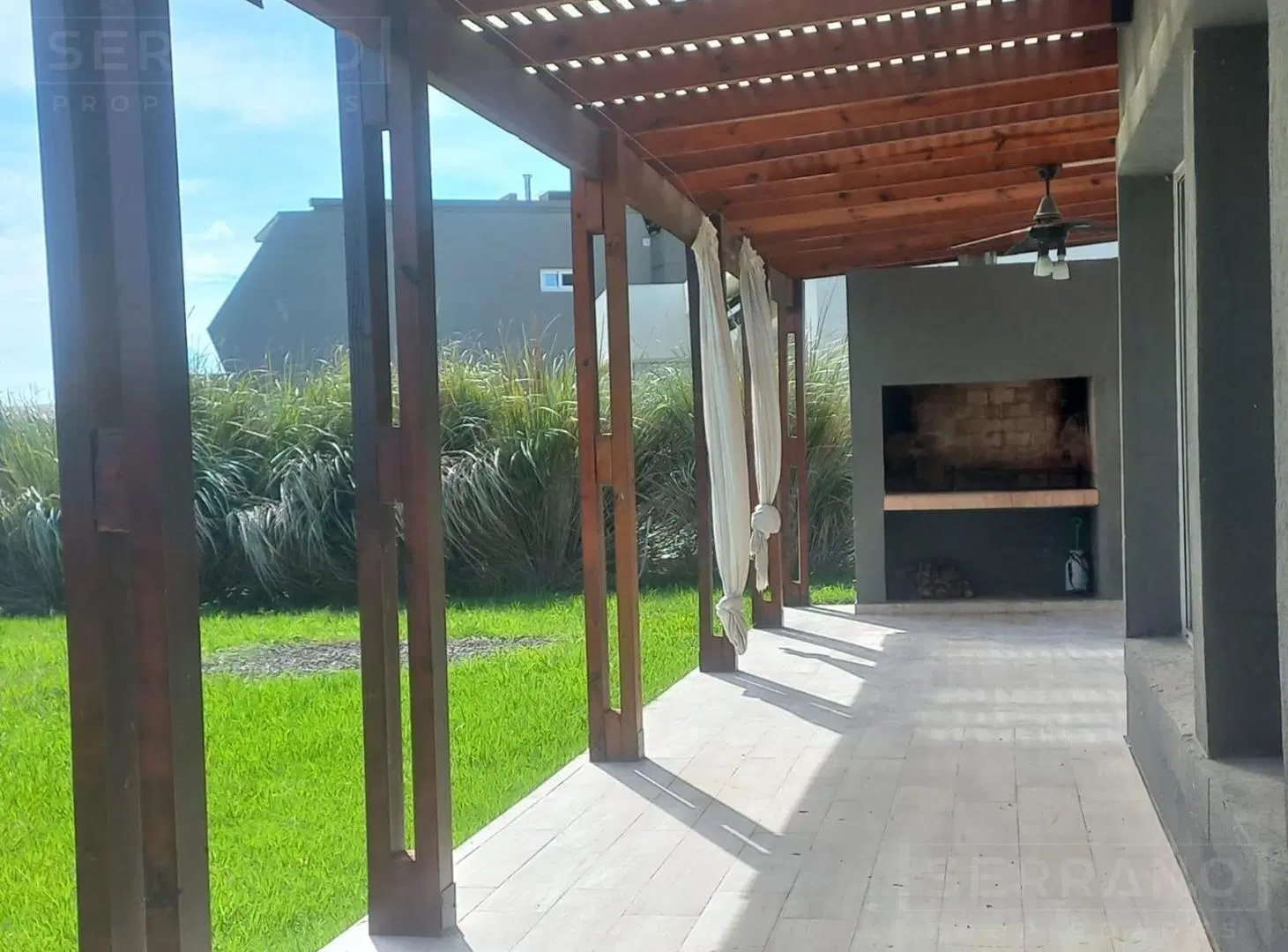 Alquiler Anual Casa 4 ambientes parrilla y pileta San Sebastian a la Laguna 2