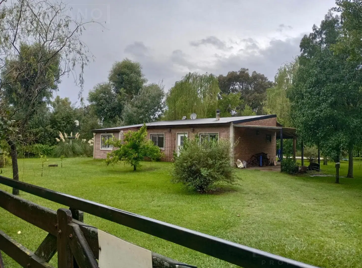 Venta Casa 4 amb sobre lote de 2.530 m2, pileta, Comarca del Sol, Exaltacion de la Cruz 3
