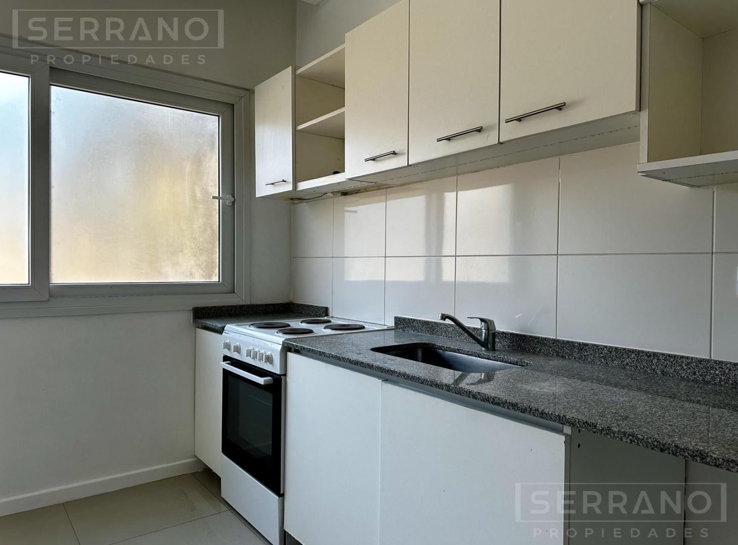 Foto de Venta Departamento en Vila Vela 3 ambientes con jardin y vista al lago, imagen 5