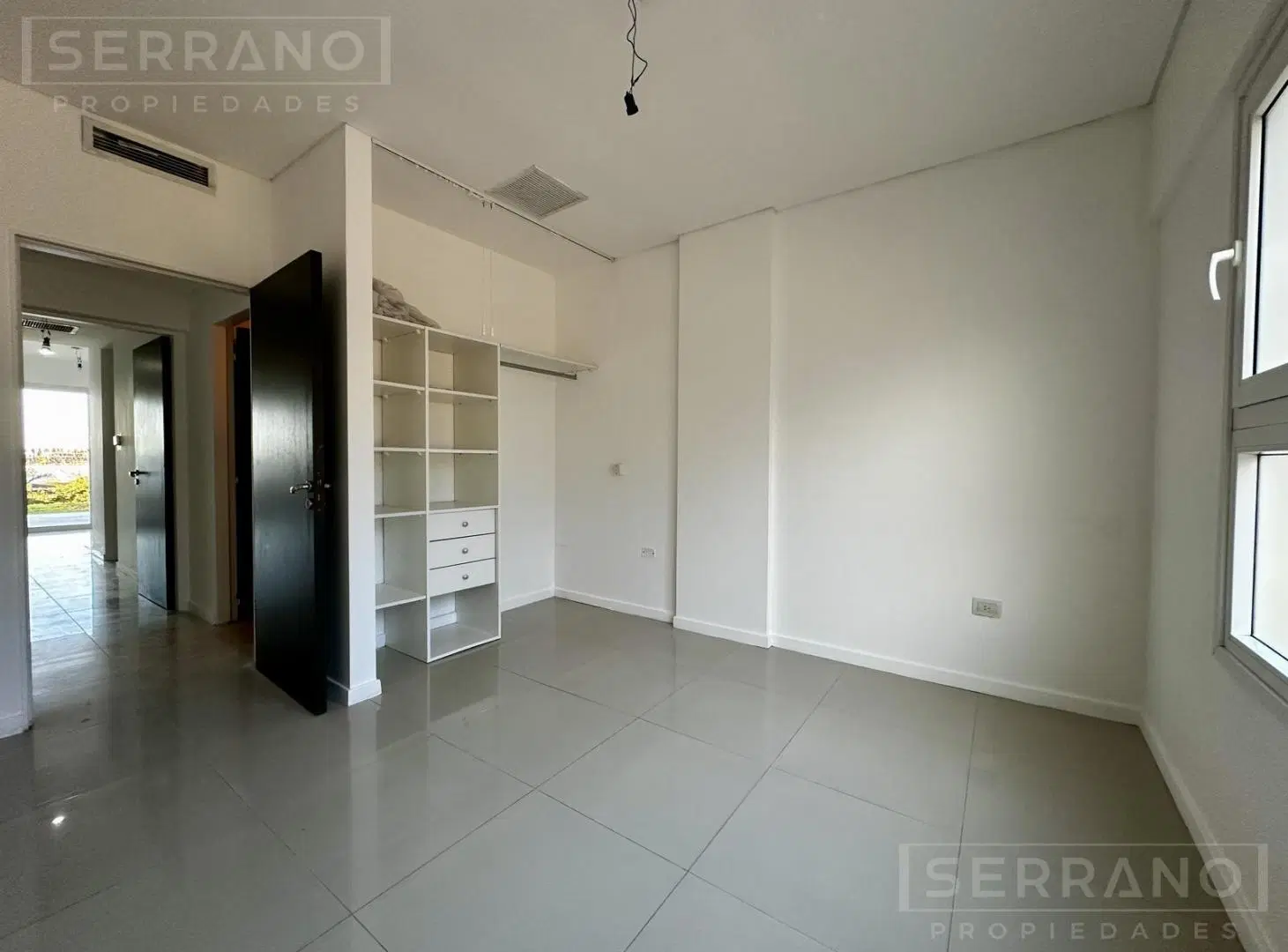 Venta Departamento en Vila Vela 3 ambientes con jardin y vista al lago 3