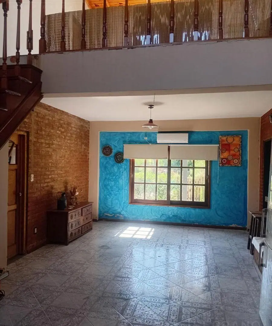Venta casa de 6 ambientes en el barrio Portal Escobar 5