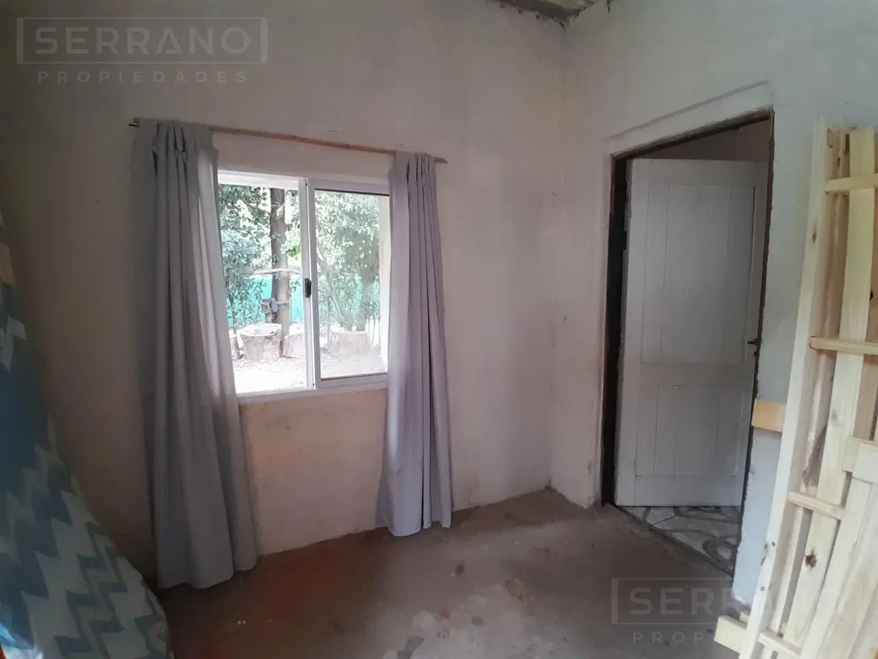 Venta Casa a terminar con amplio terreno con invernaculo en Loma Verde 5