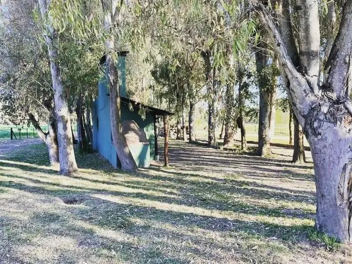 Campo en Venta de 15 Ha. 3 casas, 2 piletas, Caballerizas. Corrales. Exaltación de la Cruz. 1