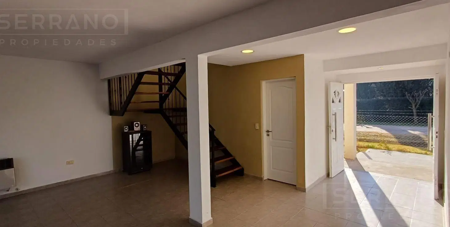 Venta casa 4 ambientes, 3 baños, Barrio Parque Sakura, Exaltacion de la Cruz, APTA CREDITO 5