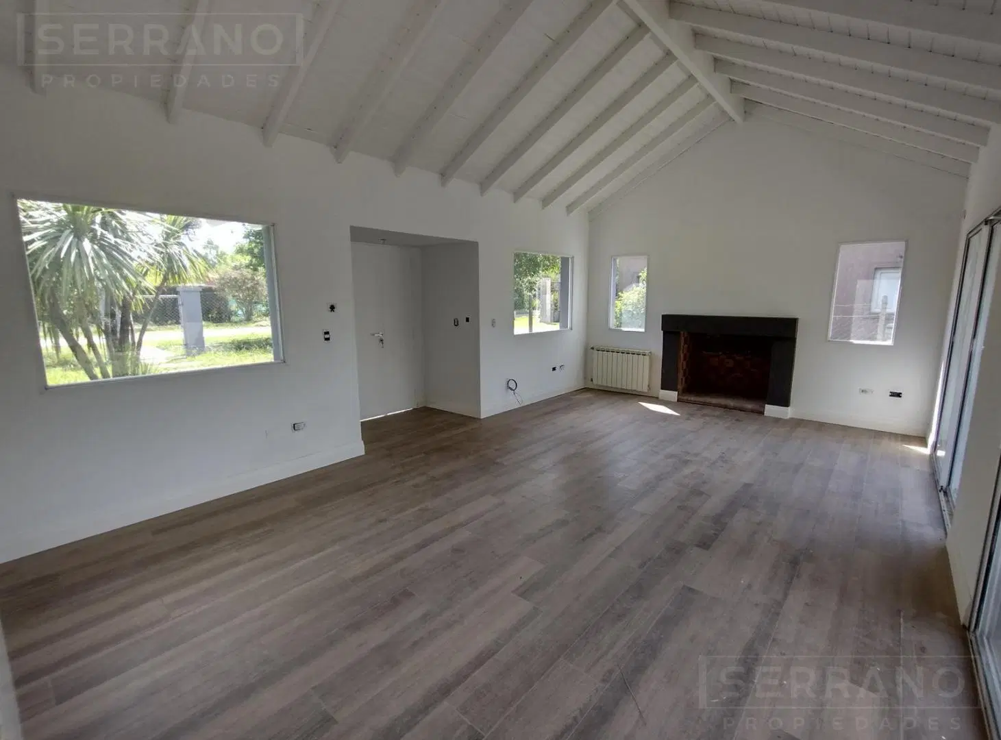 Venta. Casa 3 Ambientes. Con Quincho y Parrilla. Barrio Parque Sakura 3