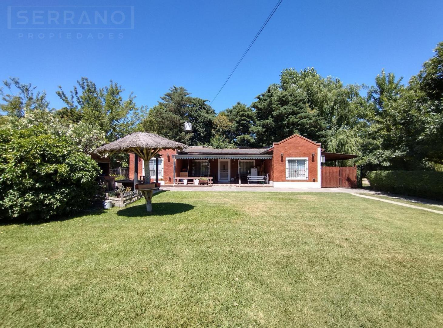 Venta casa 3 amb en Barrio Parque Sakura, Exaltación de la Cruz