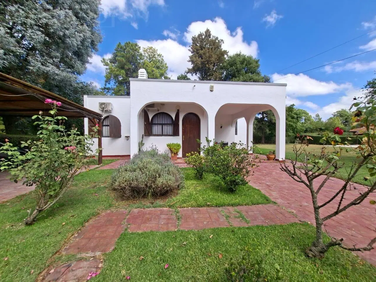 Venta casa 3 dorm, 2 baños,  lote de 1460 m2 en Parque Sakura, Exaltacion de la Cruz. Apta Credito 3