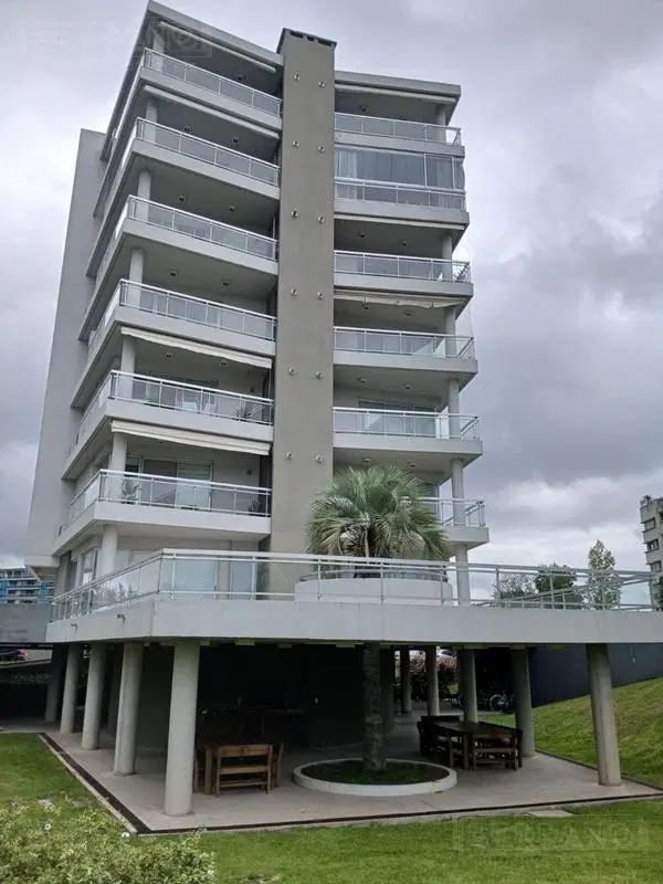 Alquiler Departamento 2 ambientes con vista al rio en Islas del canal, Nordelta 5