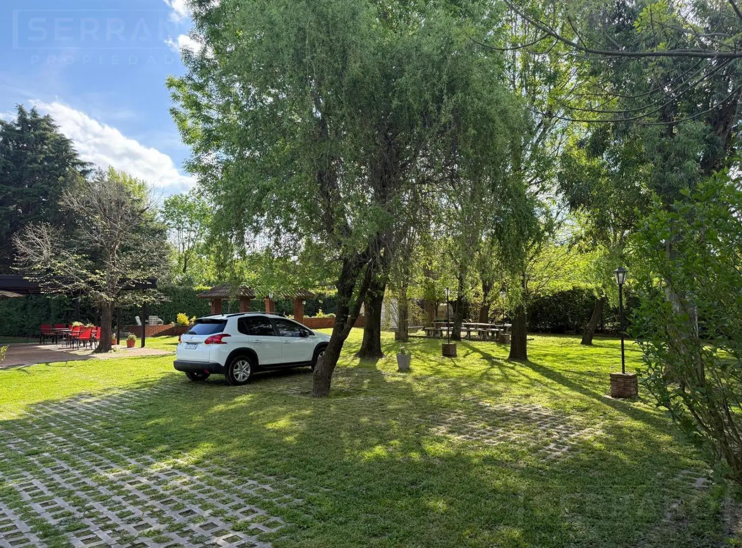 Venta casa 6 ambientes sobre terreno de 2.142 m2. Parque Sakura. Exaltacion de la Cruz 3