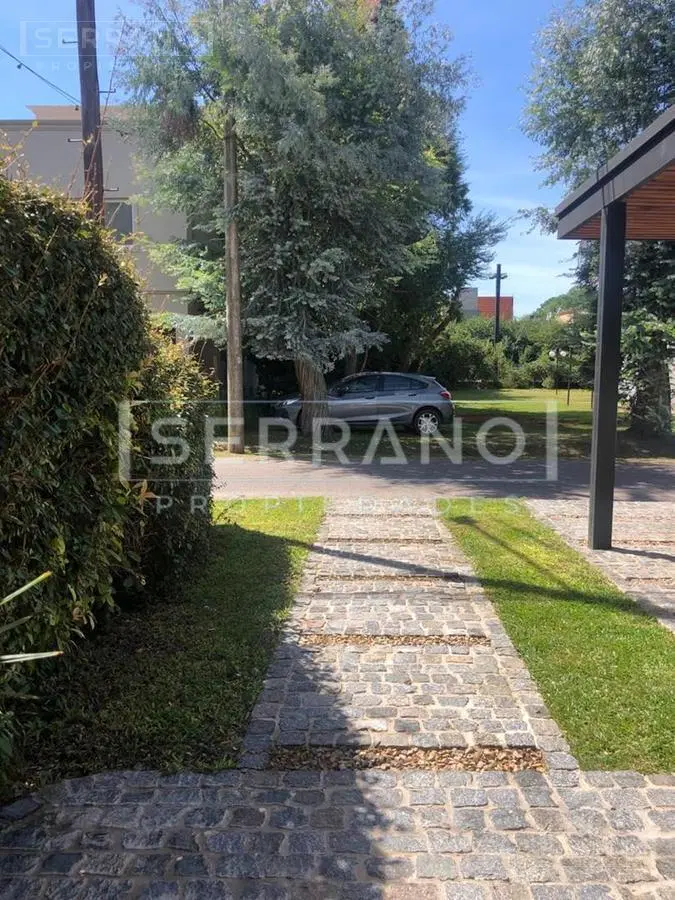 Venta Casa con 2 dormitorios y pileta en el  Country Indio Cua Golf Club. Exaltacion de la Cruz 2