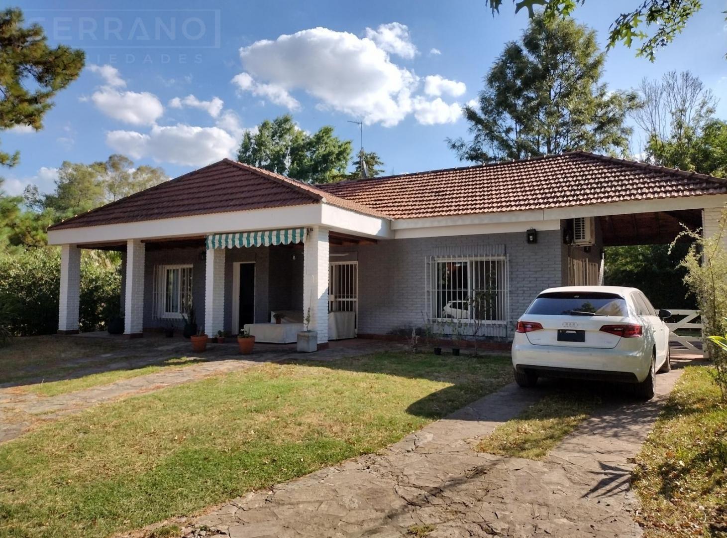 Venta. Casa 4 Ambientes con Quincho Incorporado Y Pileta. Country El Jagüel, Fátima, Pilar