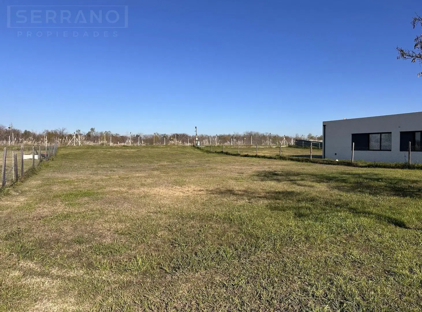 Lote en venta en área 11 San Sebastián, Pilar 4