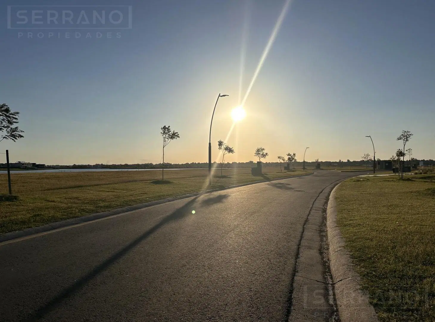 Lote en venta al agua en Amarras, Puertos del Lago Escobar 3
