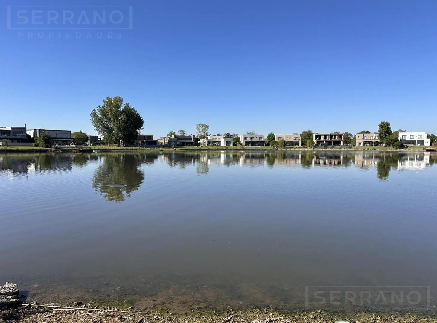 Venta lote a la laguna central en el Cantón Norte, Belén de Escobar 4