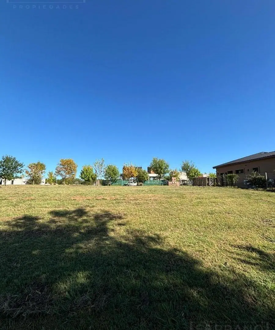 Venta lote al agua de 920m2 en el Cazal, Escobar 5