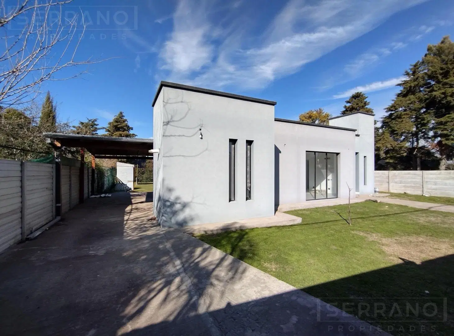Venta. Casa 4 Ambientes. Losa Radiante. Lote 886 M2. Barrio Parque Sakura. Exaltación de la Cruz 3