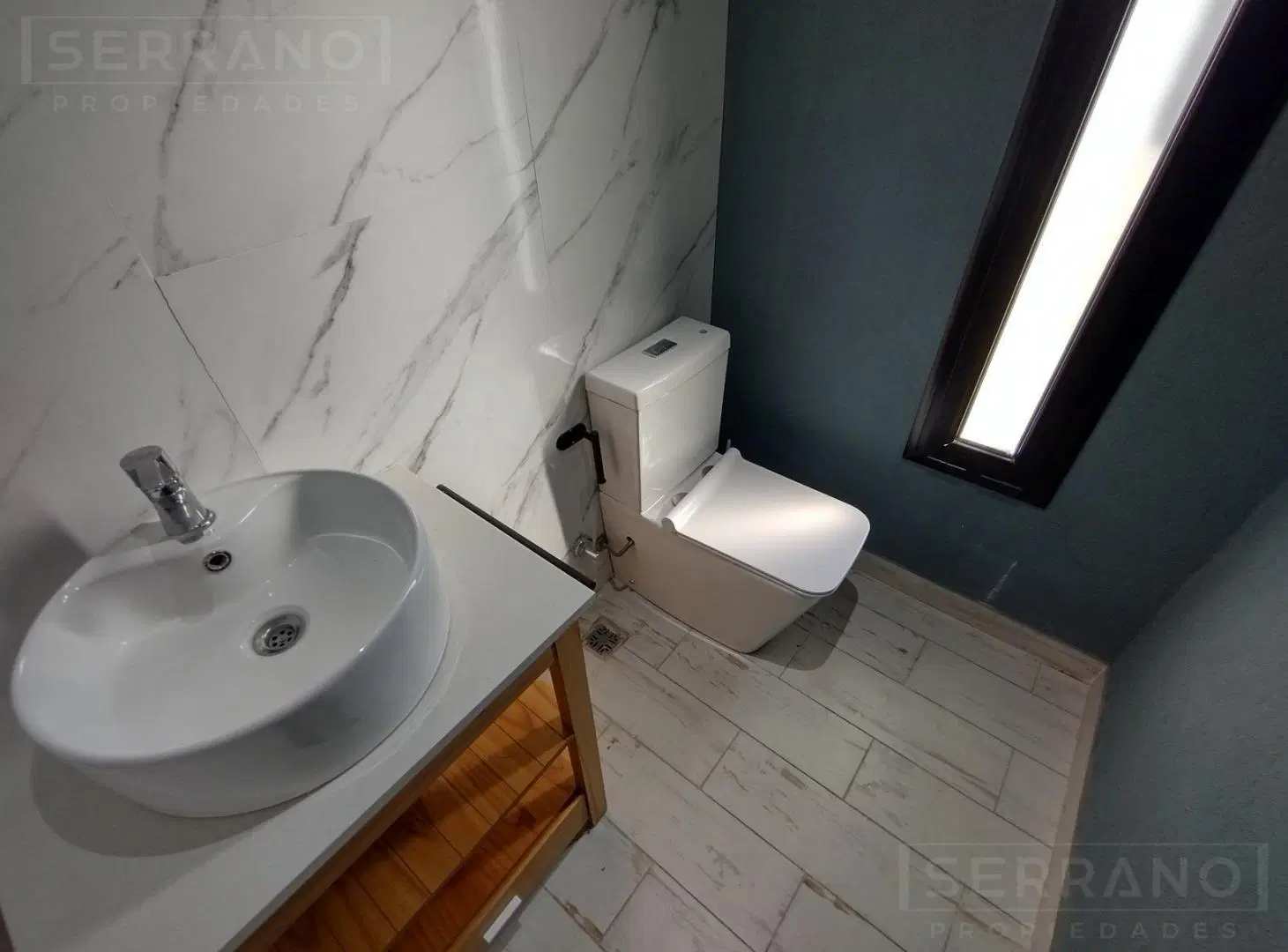 Venta. Casa 4 Ambientes. Losa Radiante. Lote 886 M2. Barrio Parque Sakura. Exaltación de la Cruz 5