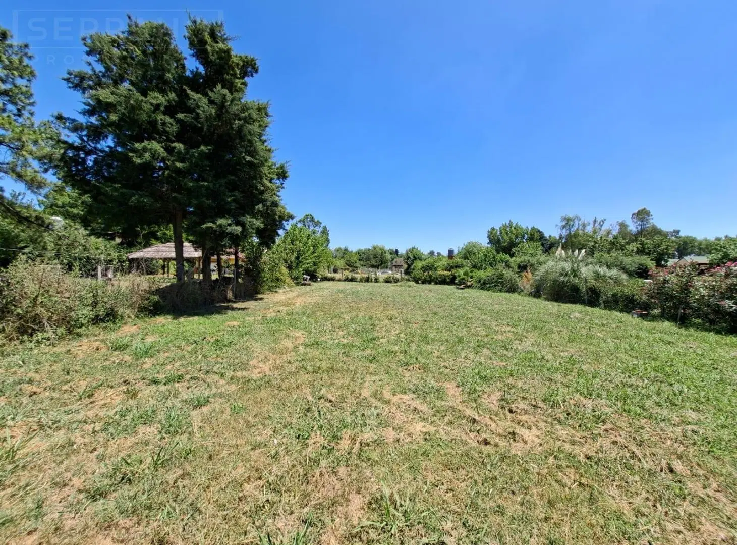 Venta lote de 730 m2 con mejoras, Parque Sakura, Exaltacion de la Cruz 4