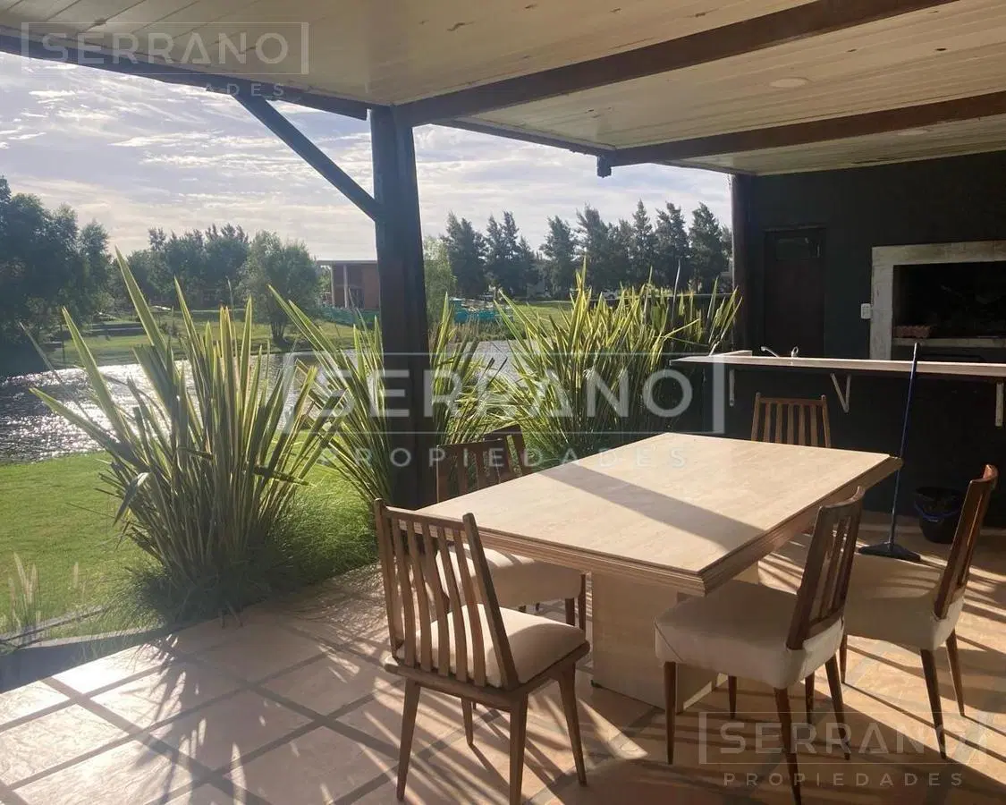Venta Casa al Lago 4 dormitorios. El Cazal, Escobar 1