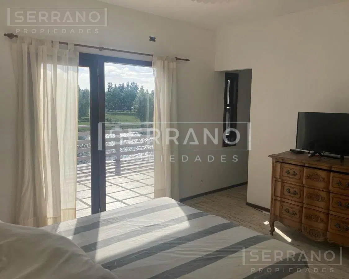 Venta Casa al Lago 4 dormitorios. El Cazal, Escobar 4