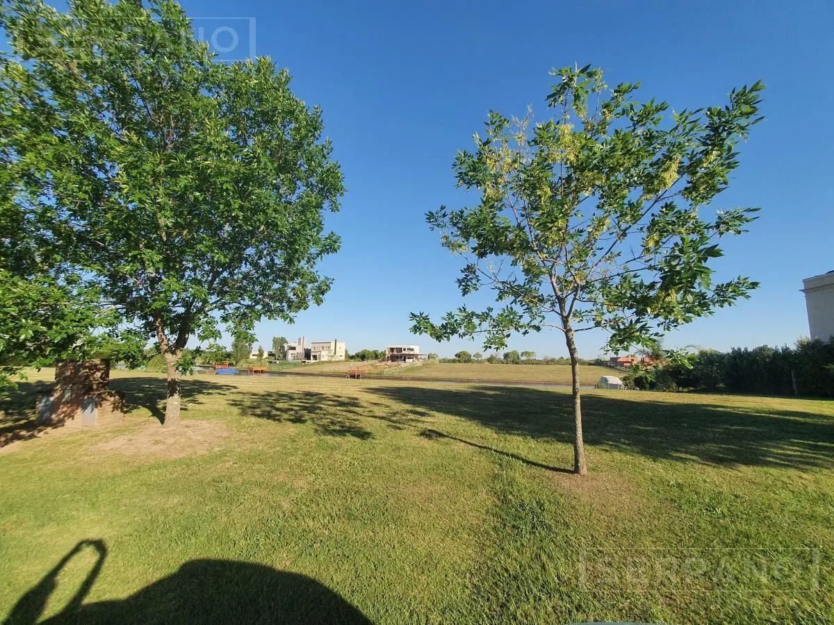 Terreno Venta al Rio con amarra propia y salida al Lujan, Barrio El Cazal, Escobar 5