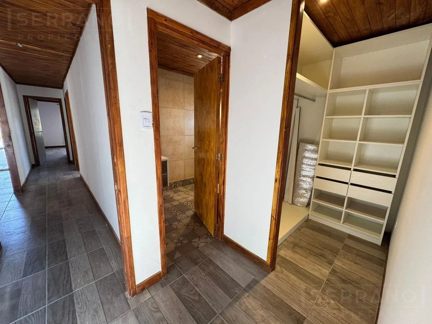 Venta casa de 5 ambientes en Barrio Puerta del Sol, Campana 5