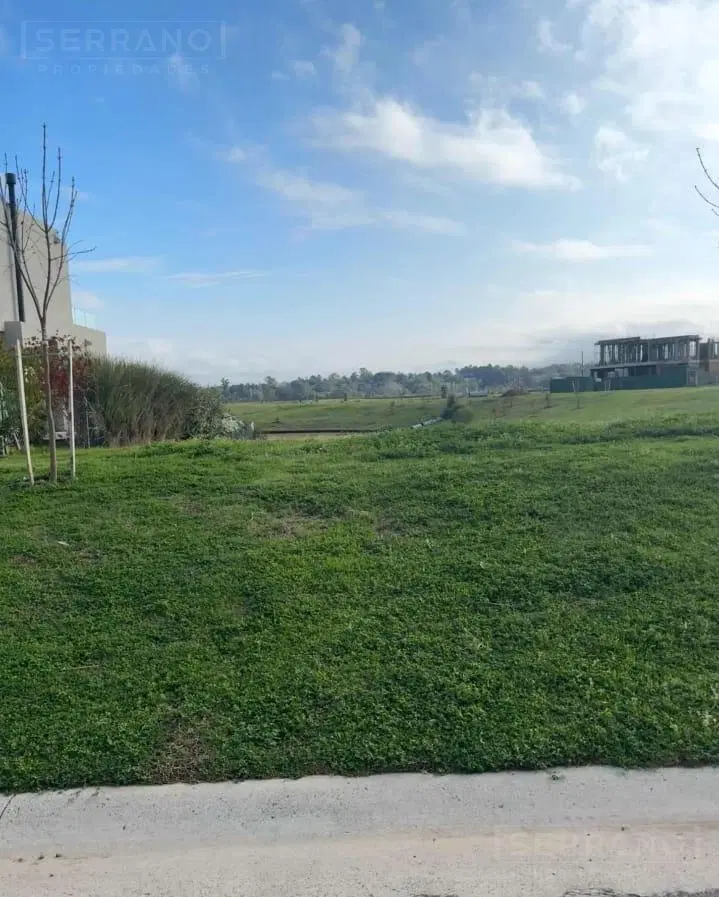 Lote en venta en el Naudir a laguna Delta 3 3