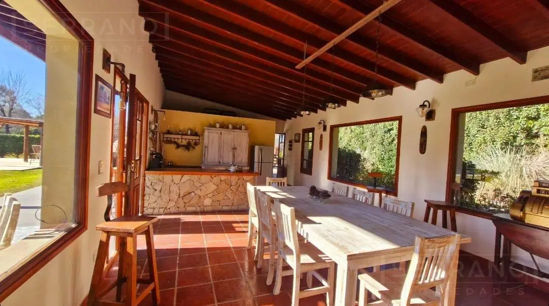 Venta casa 6 ambientes en Chacras del Molino, Exaltacion de la Cruz 2