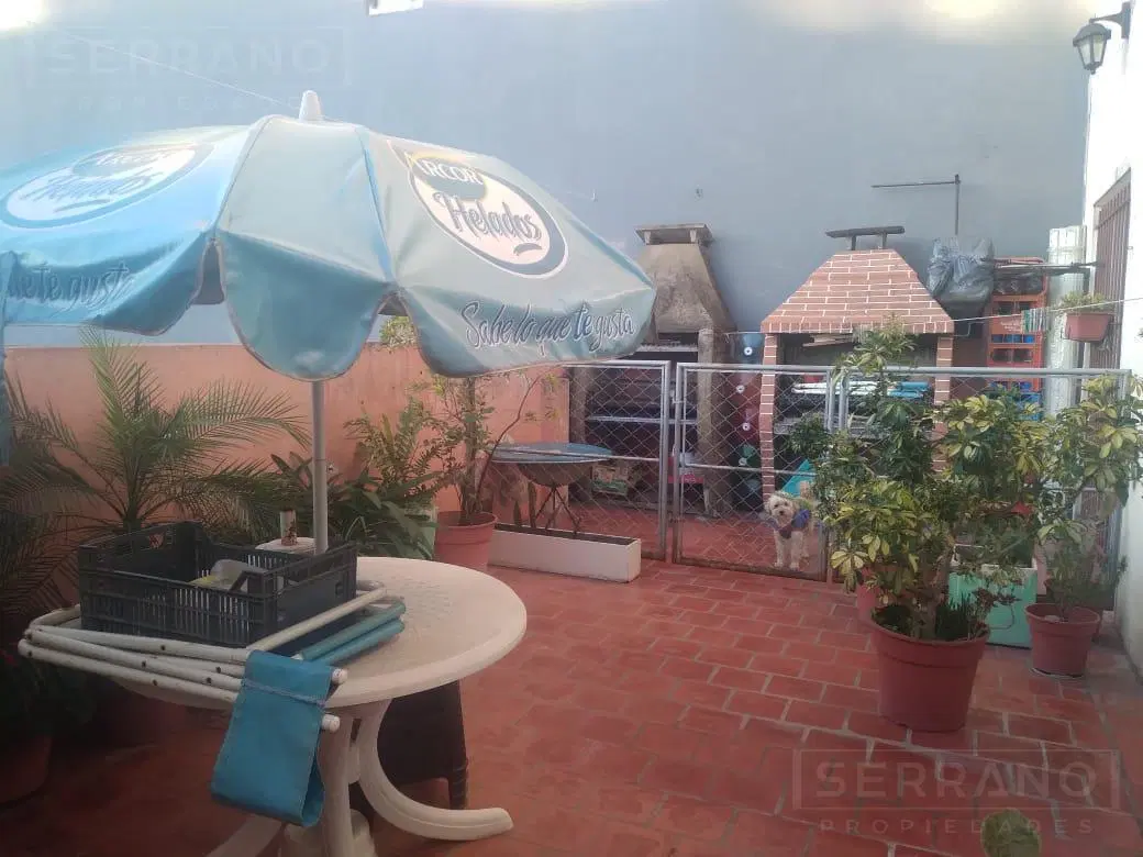 Venta departamento de 4 ambientes en pleno centro de Escobar 4