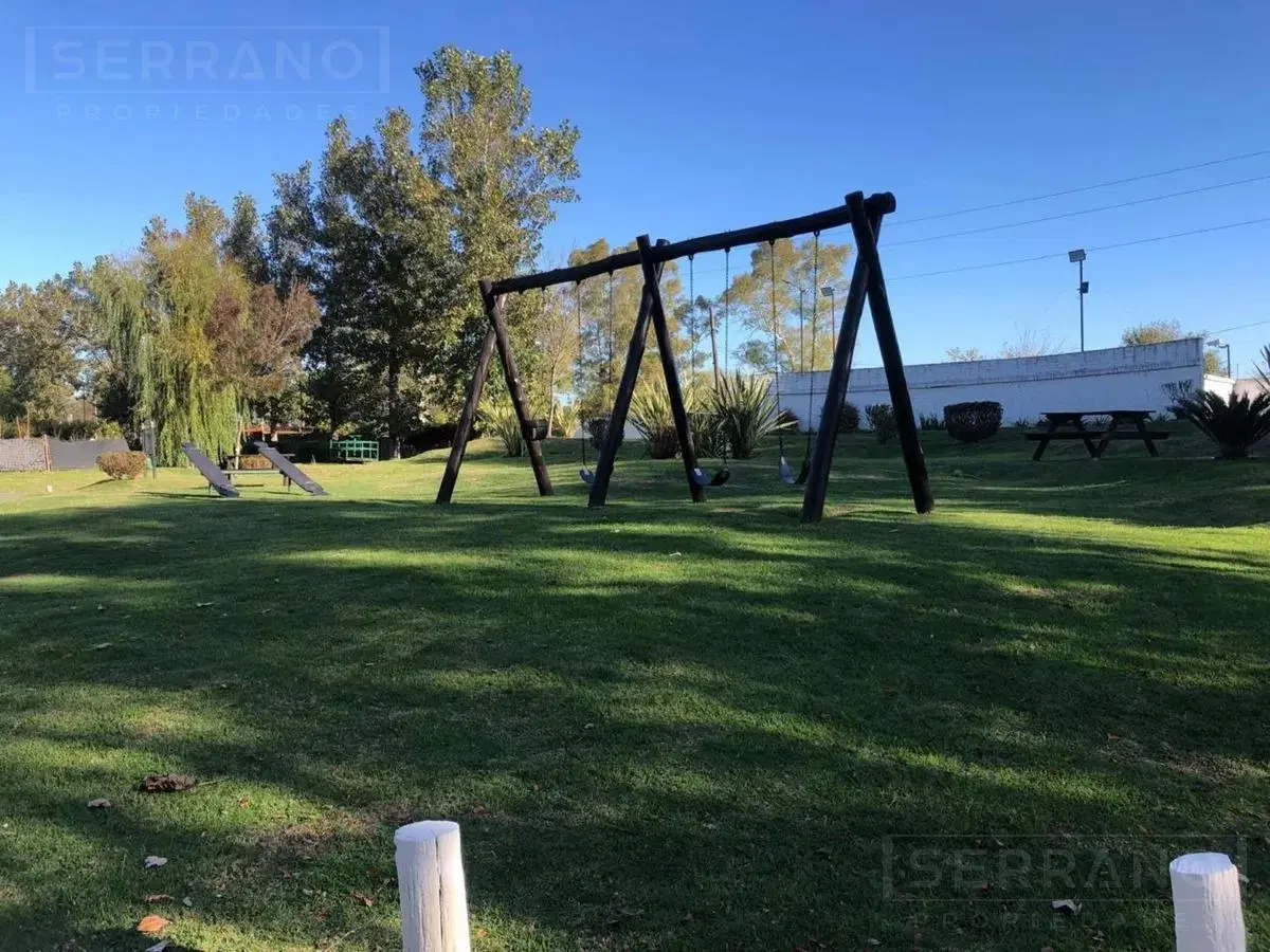 Venta terreno oportunidad en Barrio Alamo Alto 5