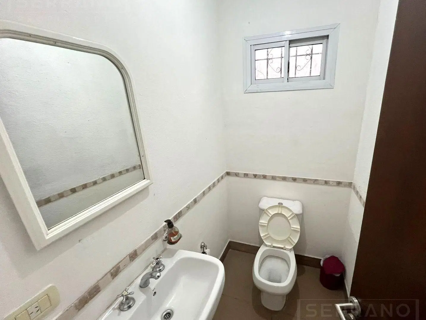 Venta casa 4 ambientes en Maschwitz centro 2