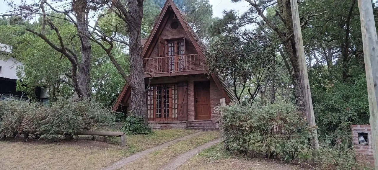 Venta Casa Alpina 3 Ambientes en Valeria del Mar, Buenos Aires. 1