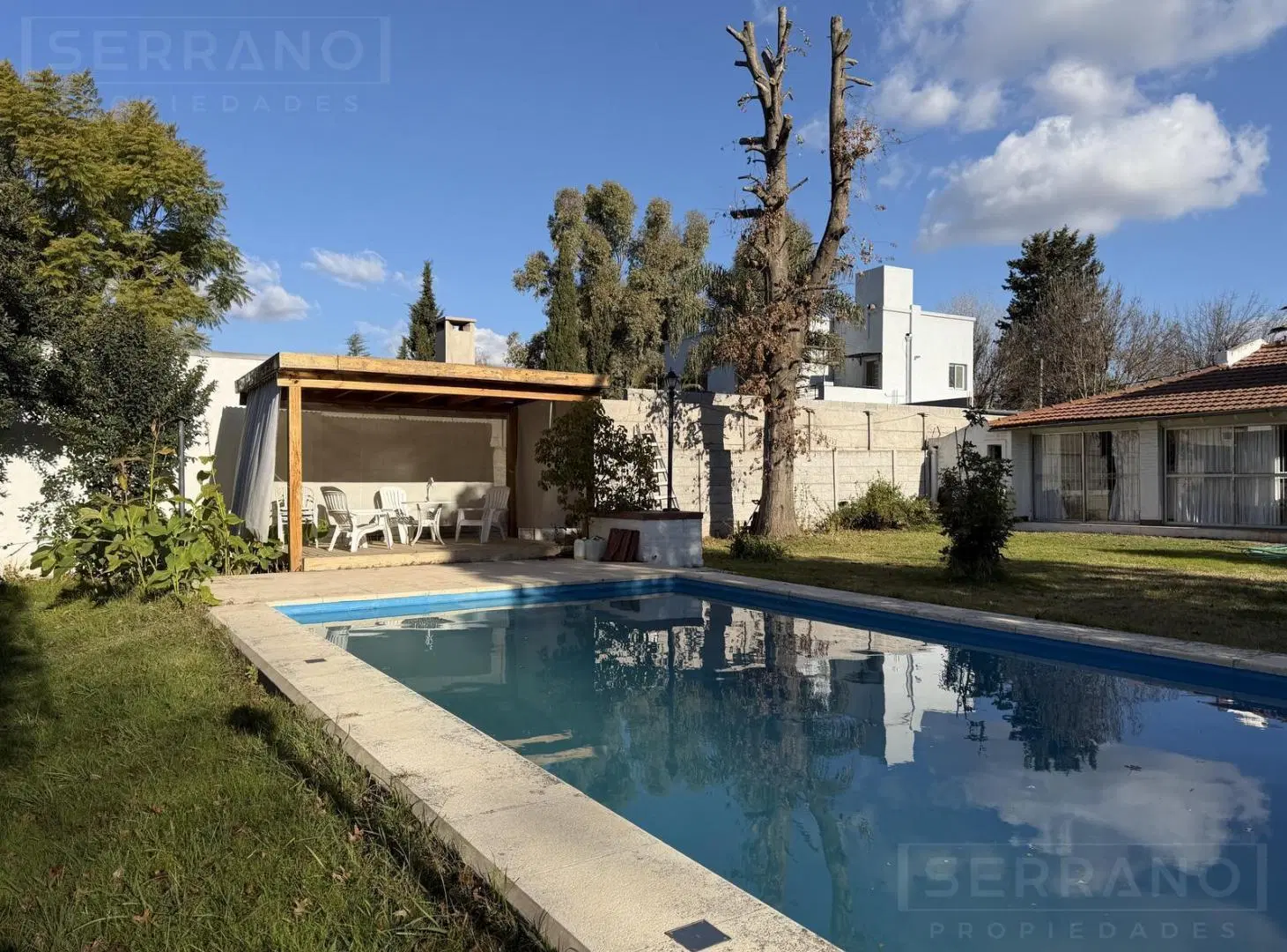 Venta casa 4 ambientes con jardin y pileta en Benavidez 5