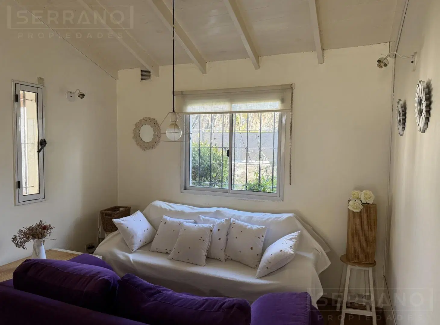 Venta casa 4 ambientes con jardin y pileta en Benavidez 1