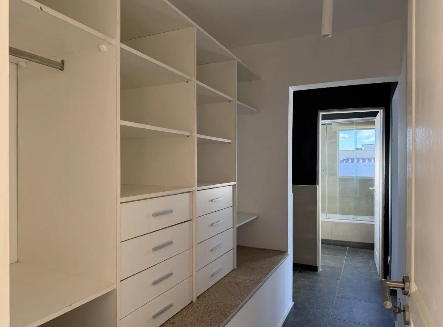 Venta casa de 6 ambientes con pileta, muelle propio y salida al Río Luján en San Marco, Villanueva 8