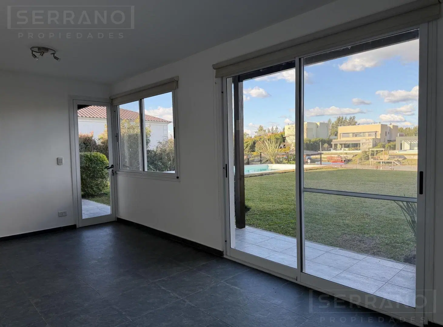 Venta casa de 6 ambientes con pileta, muelle propio y salida al Río Luján en San Marco, Villanueva 5