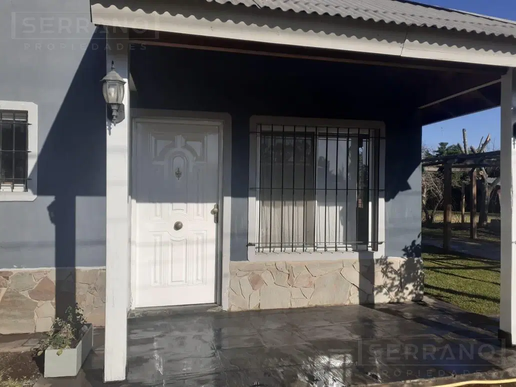 Venta casa 3 ambiente con pileta en Parque Sakura, Exaltación de la Cruz 2