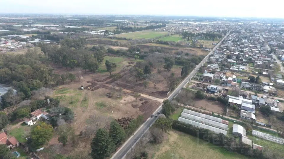 Venta. Terreno 1500m2. Financiación total hasta 60 cuotas. Barrio Parque Robles II. Entrada ruta 192 2