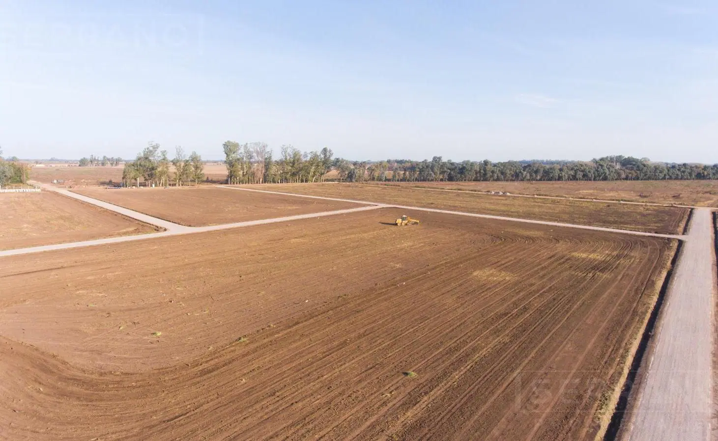 Venta terreno 1500m2. Acceso por ruta 192 a Barrio Parque Robles II. Financiado hasta 60 cuotas. 8