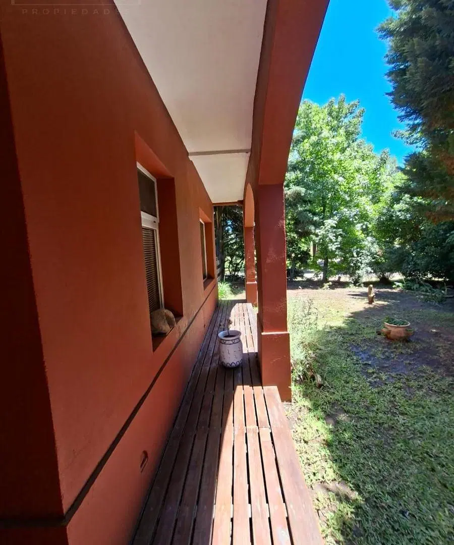 Venta casa 4 ambientes sobre lote de 1508m2 en San Joaquin, Exaltación de la Cruz 5