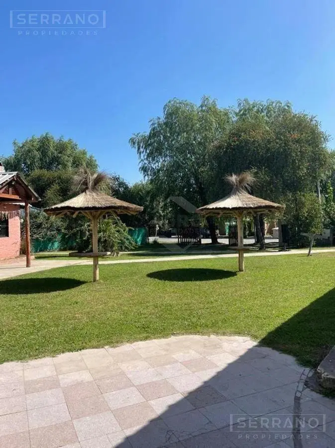 Venta Local Comercial en Parque Sakura, Exaltación de la Cruz 1