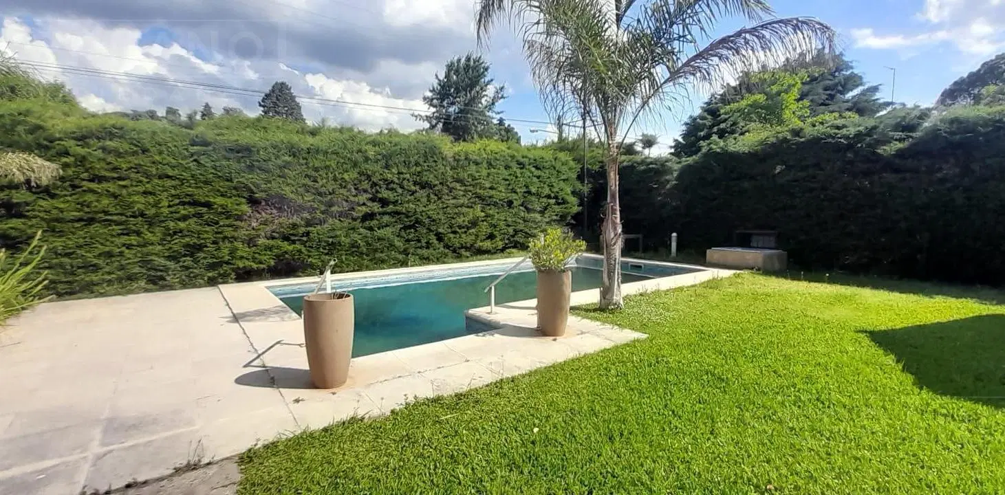 Venta Casa, quincho y pileta, Parque Sakura, Exaltacion de la Cruz 8