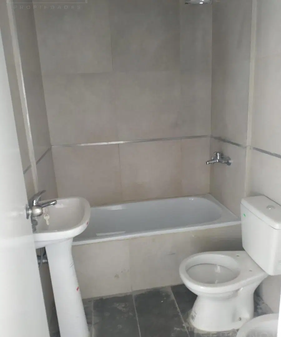 Venta departamento monoambiente en planta baja en Escobar 2