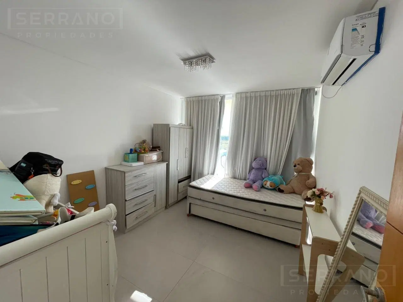 Casa en Alquiler amoblada, 4 ambientes, con pileta - San Sebastian Area 8 5