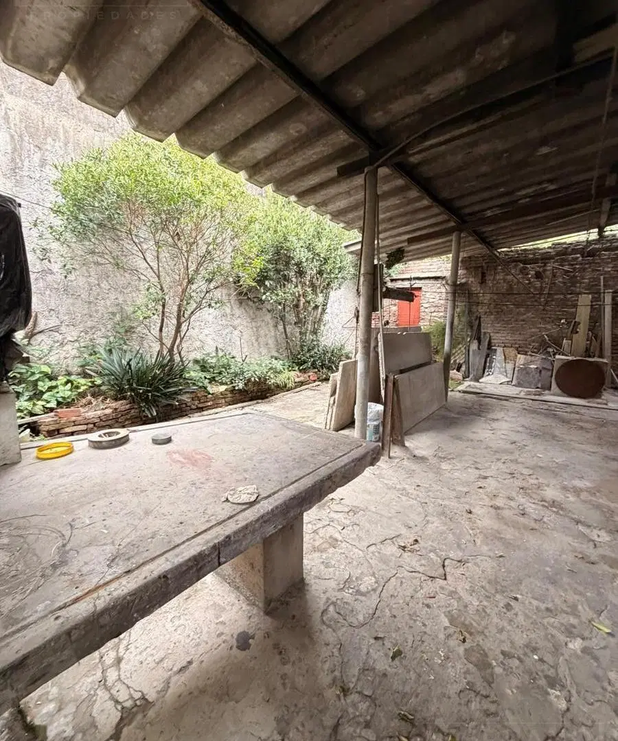PH en Venta 2 ambientes al fondo con patio y terraza con 2 cuartos en San Martin 3