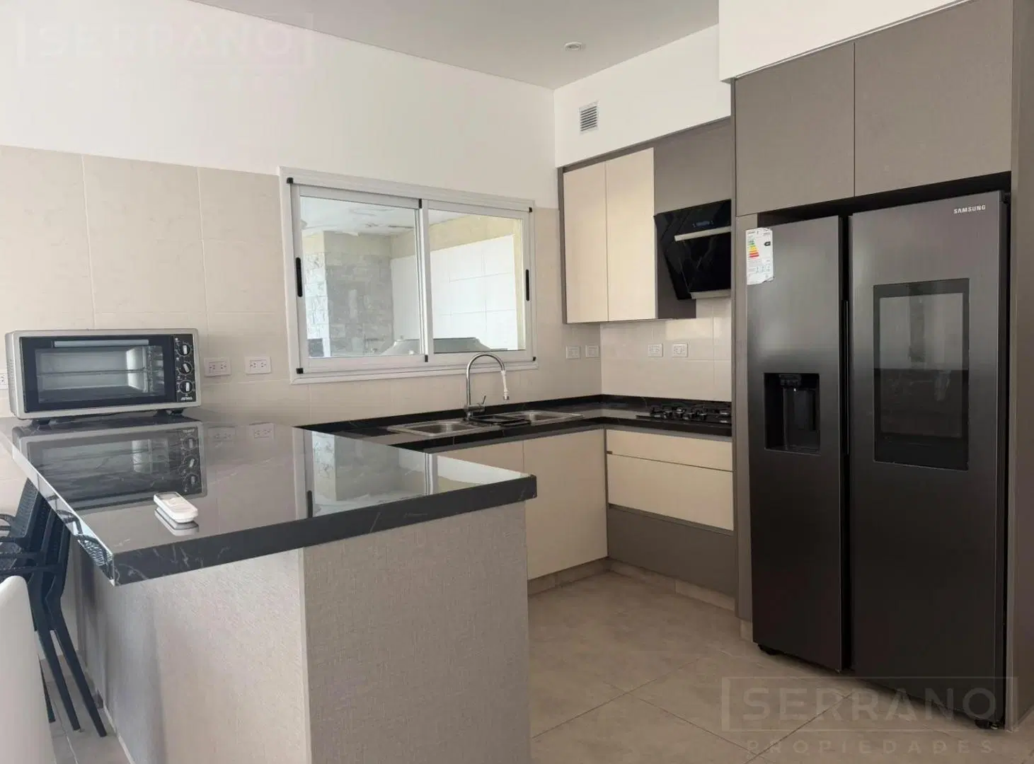 Venta casa 5 ambientes con vista al rio, en San Benito, Villanueva 8