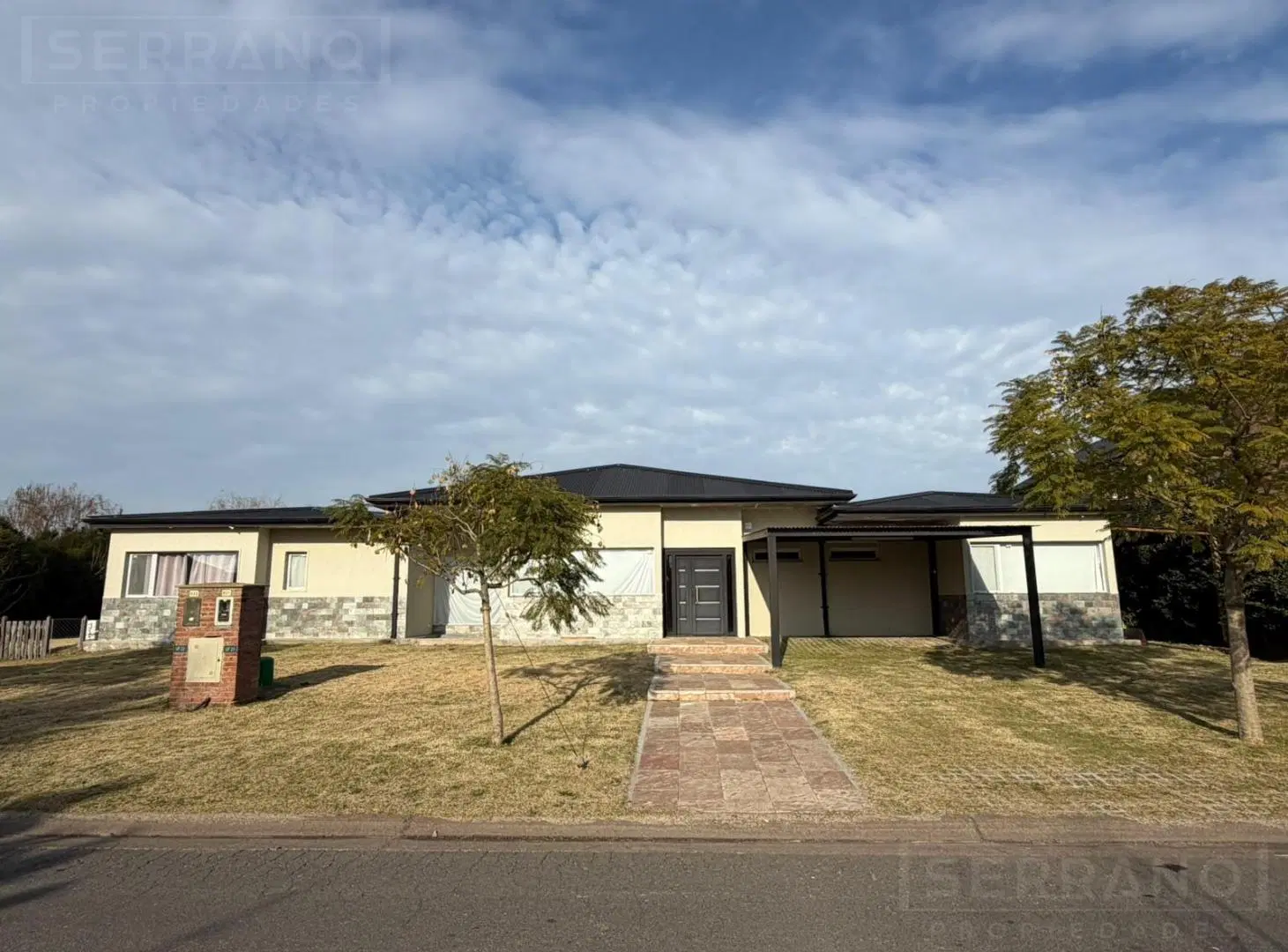Venta casa 5 ambientes con vista al rio, en San Benito, Villanueva 2