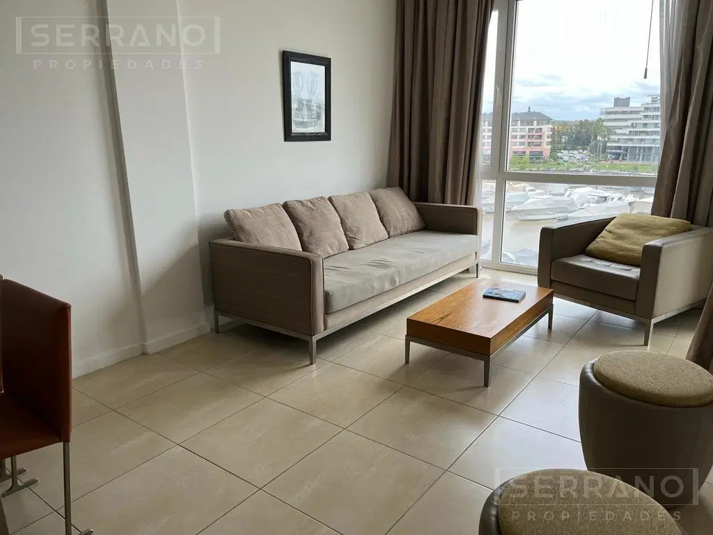 Alquiler Temporal Departamento 2 Ambientes Con Balcón al Rio, en Condominios de la Bahía, Nordelta. 8