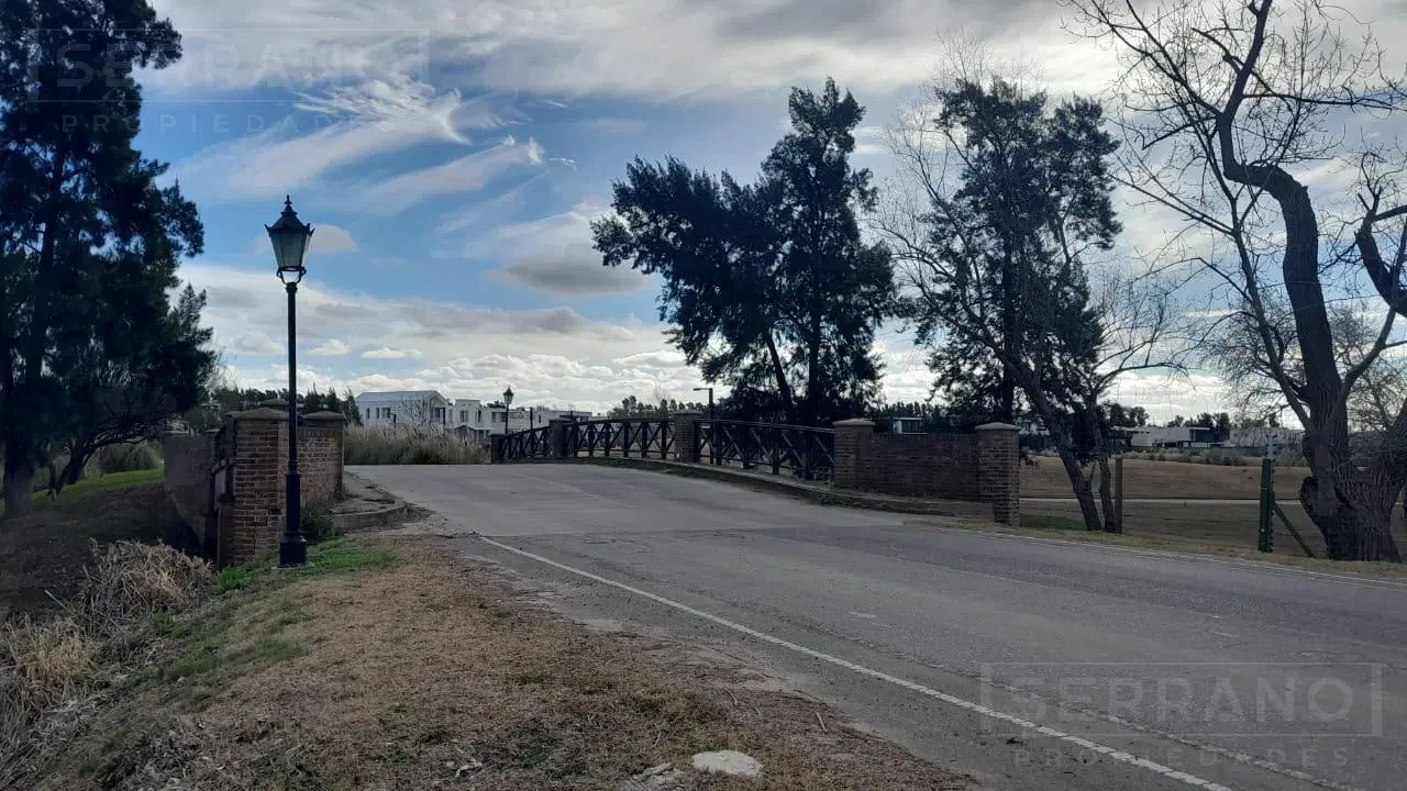 Venta de 1 Hectárea en Carabassa, Pilar. Estancias del Pilar 1